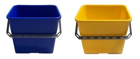 Желтое (арт 500433) и синее (арт 500430) пластиковое ведро Vileda Professional 6 литров